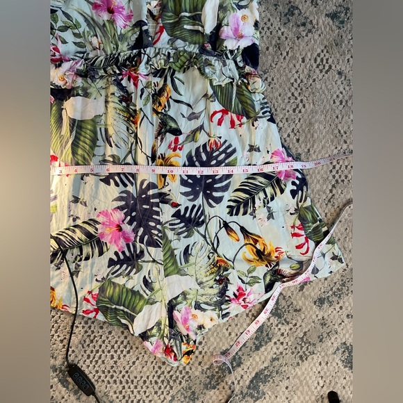 Parc & Lex Floral Romper Size M - Picture 6 of 11